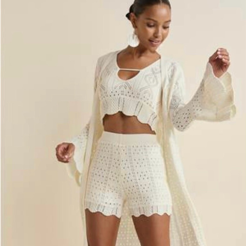 NWT - Women’s Beige 3 Piece Sweater & Shorts Set